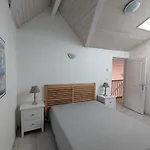 Duplex T3 Lumineux à Avec Balcon, Parking, Wi-fi à 5 Min De La Et Des Commerces - Fr-1-420-140 Appartement *