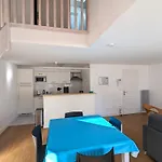 Duplex T3 Lumineux à Avec Balcon, Parking, Wi-fi à 5 Min De La Et Des Commerces - Fr-1-420-140