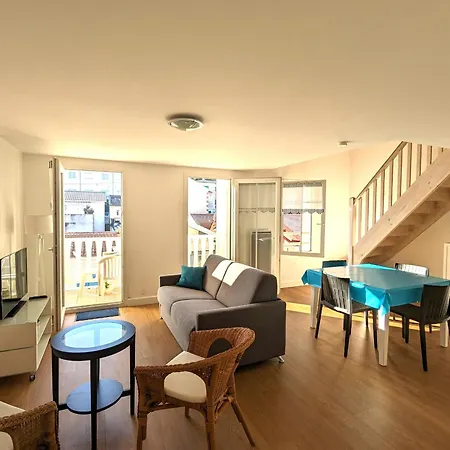 Duplex T3 Lumineux Avec Balcon, Parking Et Wifi A - Fr-1-420-140 * アルカション